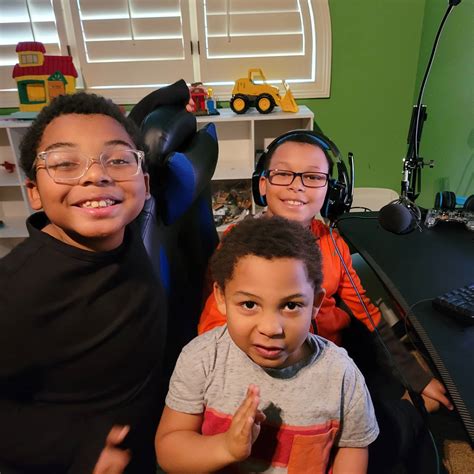 fzkidd zz|ZZ Kids TV (@zzkidstv) • Instagram photos and videos.